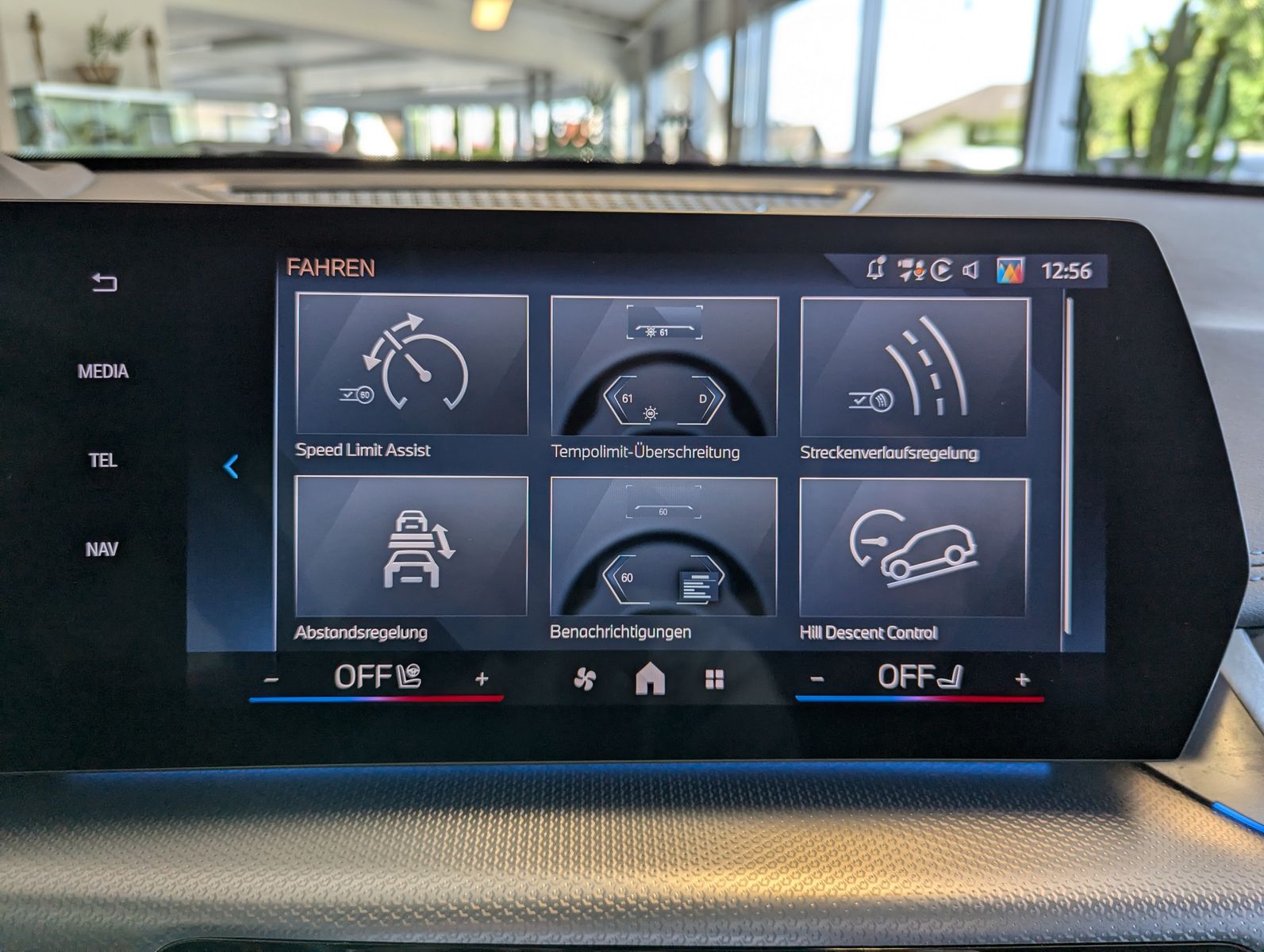 BMW X1 20d M-Sport-PRO Pano Innovation Harman AHK 19 - Image 32