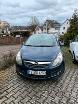 Opel Corsa D Sportline - Opel Corsa aus 2010: Sport