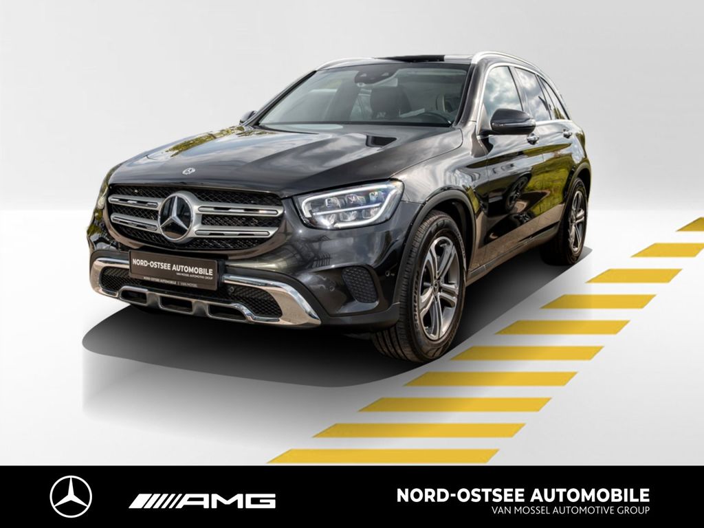 Image of Mercedes-Benz GLC 300