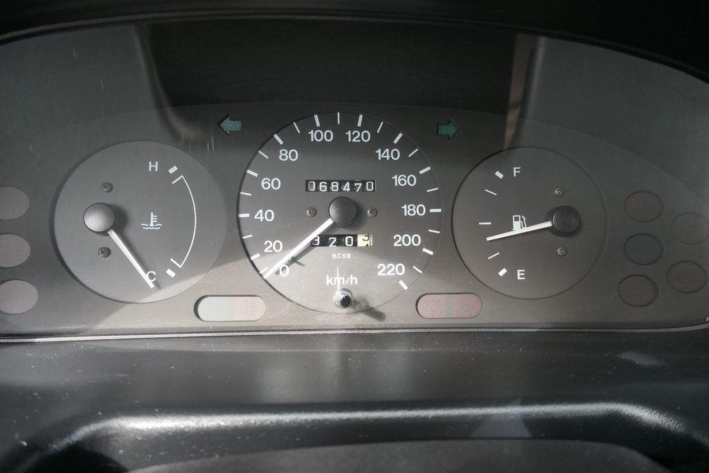 MAZDA 323 C | 68.000 km | Klima | HU neu, Ansicht 14