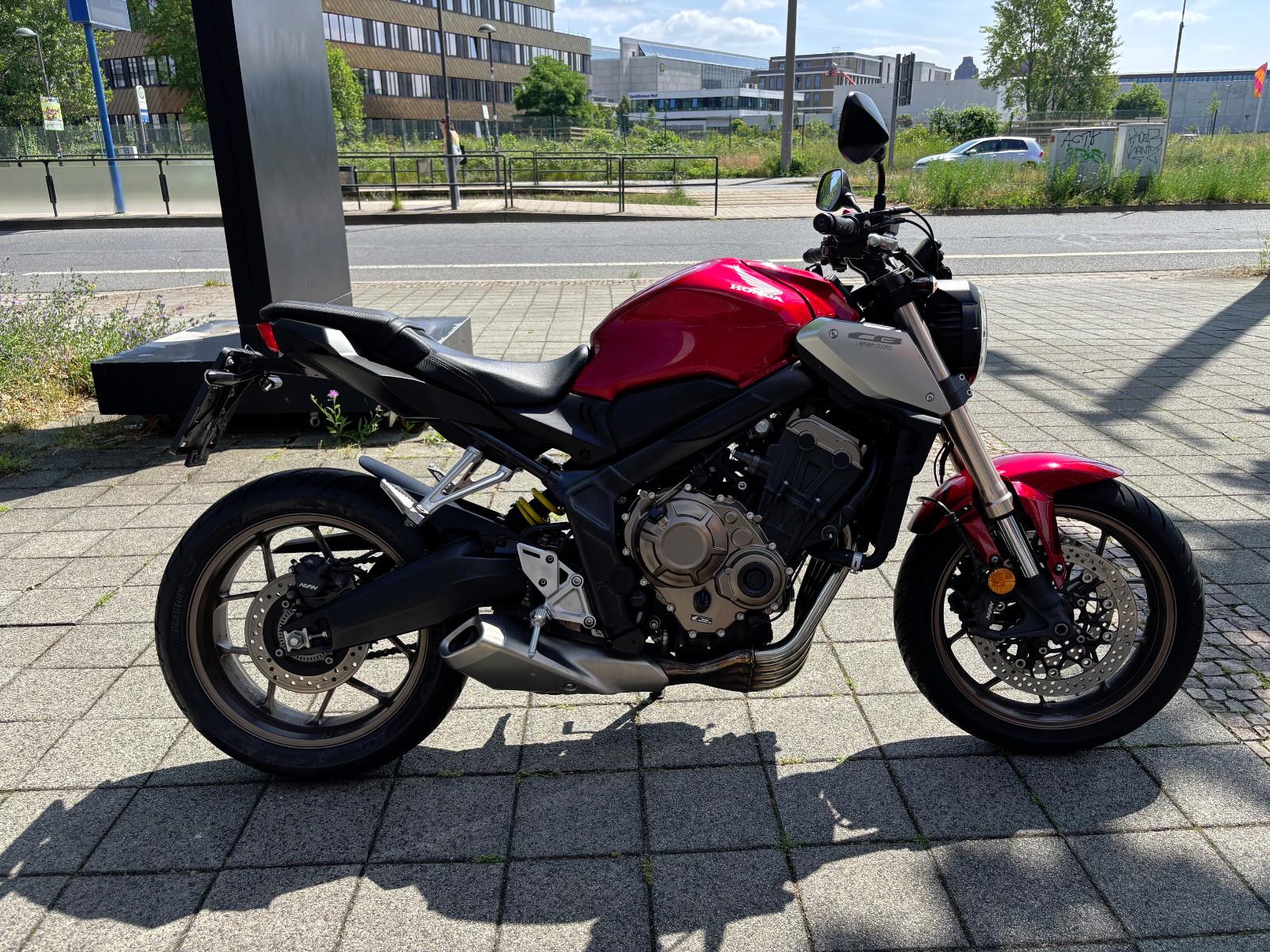 Honda CB 650 RA     *1. Hand, Frischer Kundendienst
