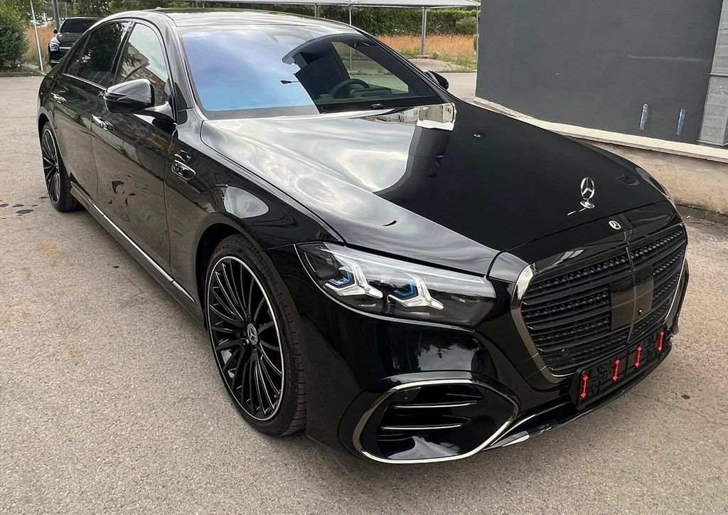 Image of Mercedes-Benz S 580