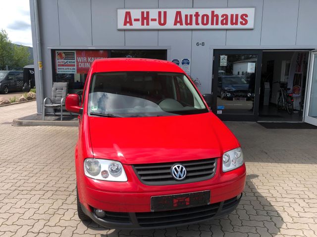 Volkswagen Caddy Life Rollstuhlumbau