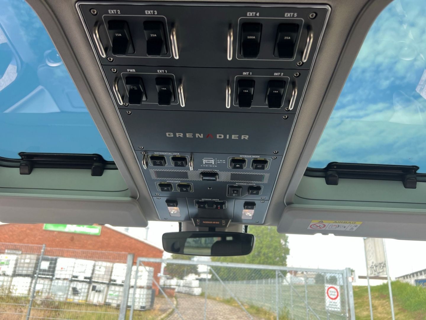 Fahrzeugabbildung INEOS Grenadier Station Wagon Base