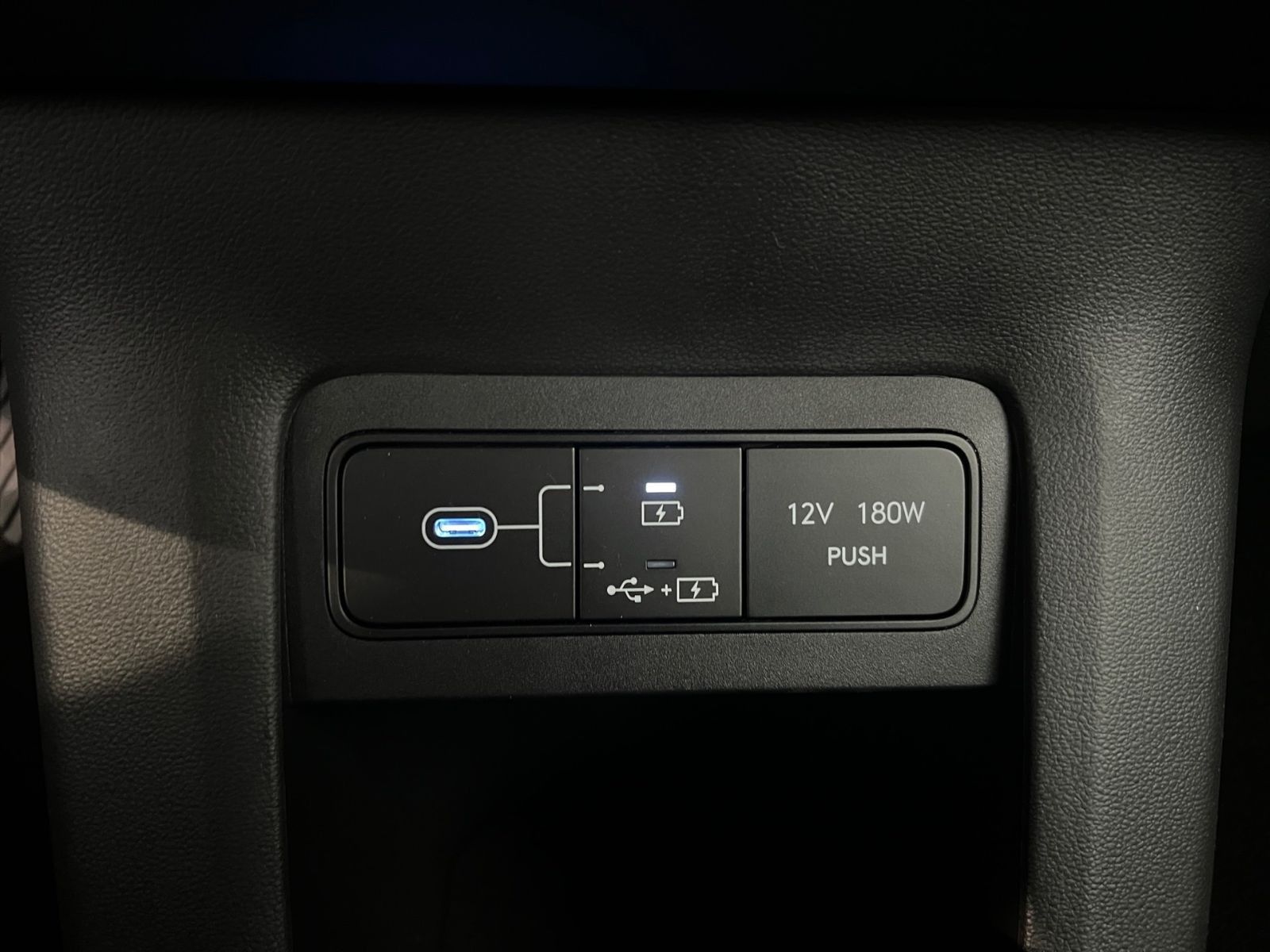 Fahrzeugabbildung Hyundai IONIQ 5 Elektro 63 kWh Wärmepumpe Navi LED