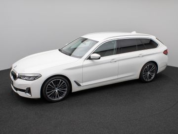 Fahrzeugabbildung BMW 520d Luxury Line Kamera HUD DAB AHK Alarm 19Zoll