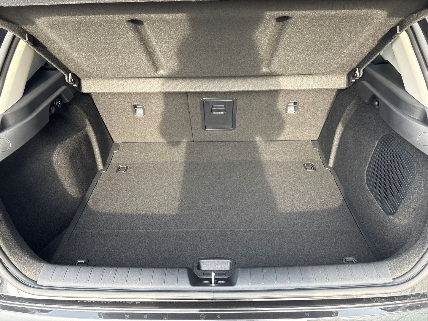 Fahrzeugabbildung Kia K4 Spirit Navi Leder Digitales Cockpit Soundsyst