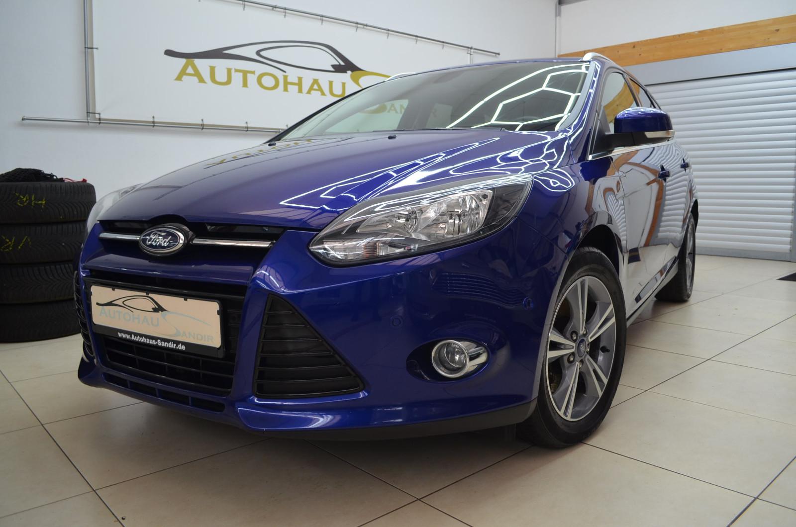 Ford Focus Turnier Titanium ~ Navi ~ Parkpilot ~ MFL