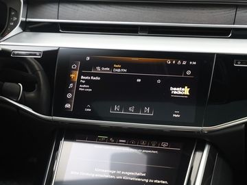 Audi A8 - 10
