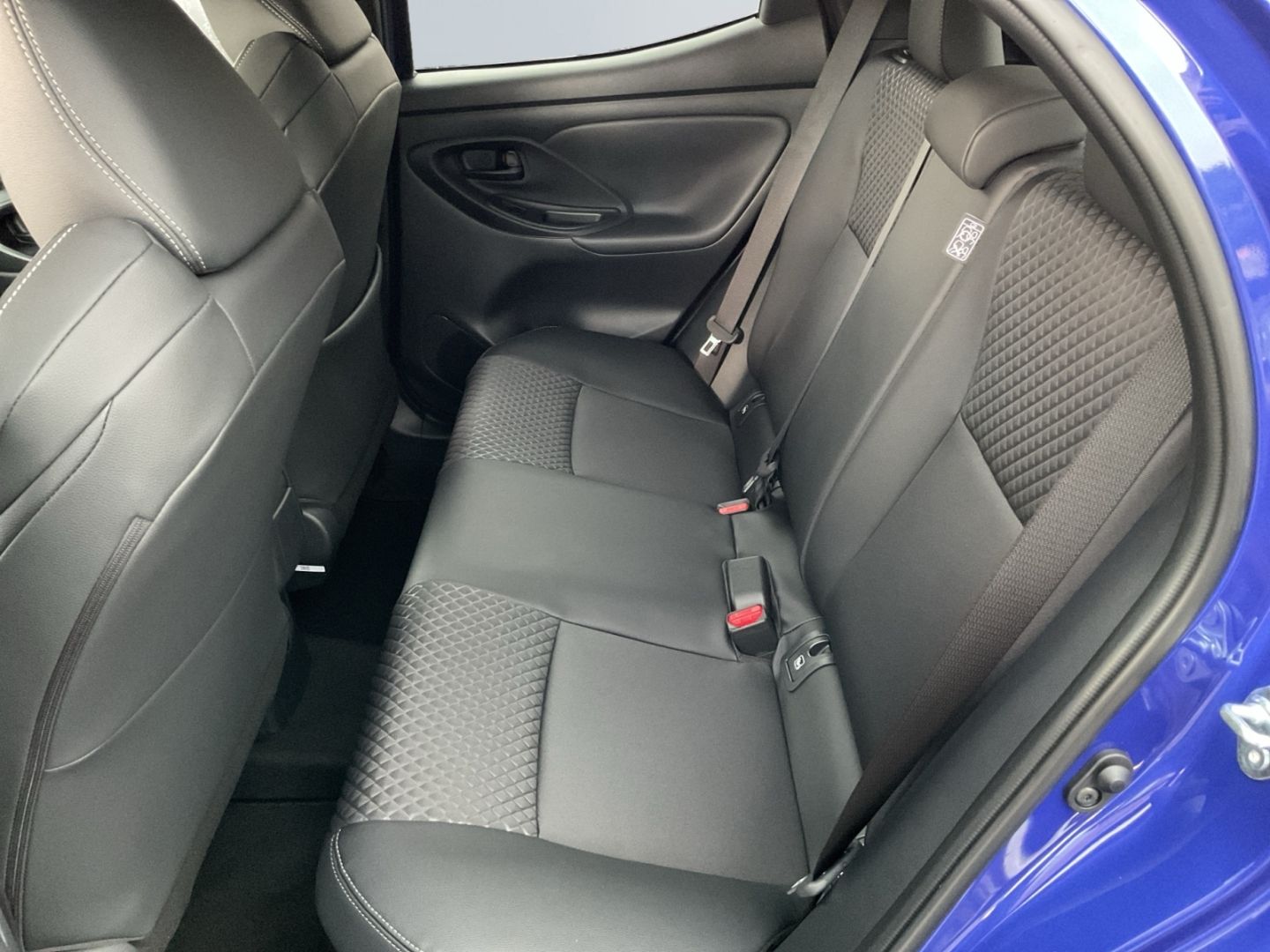 Toyota Yaris - Bild 14