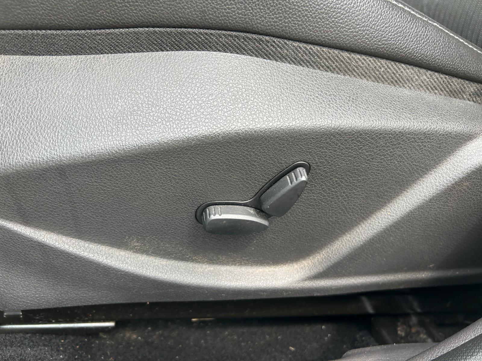 Ford Focus 2013 — photo 11