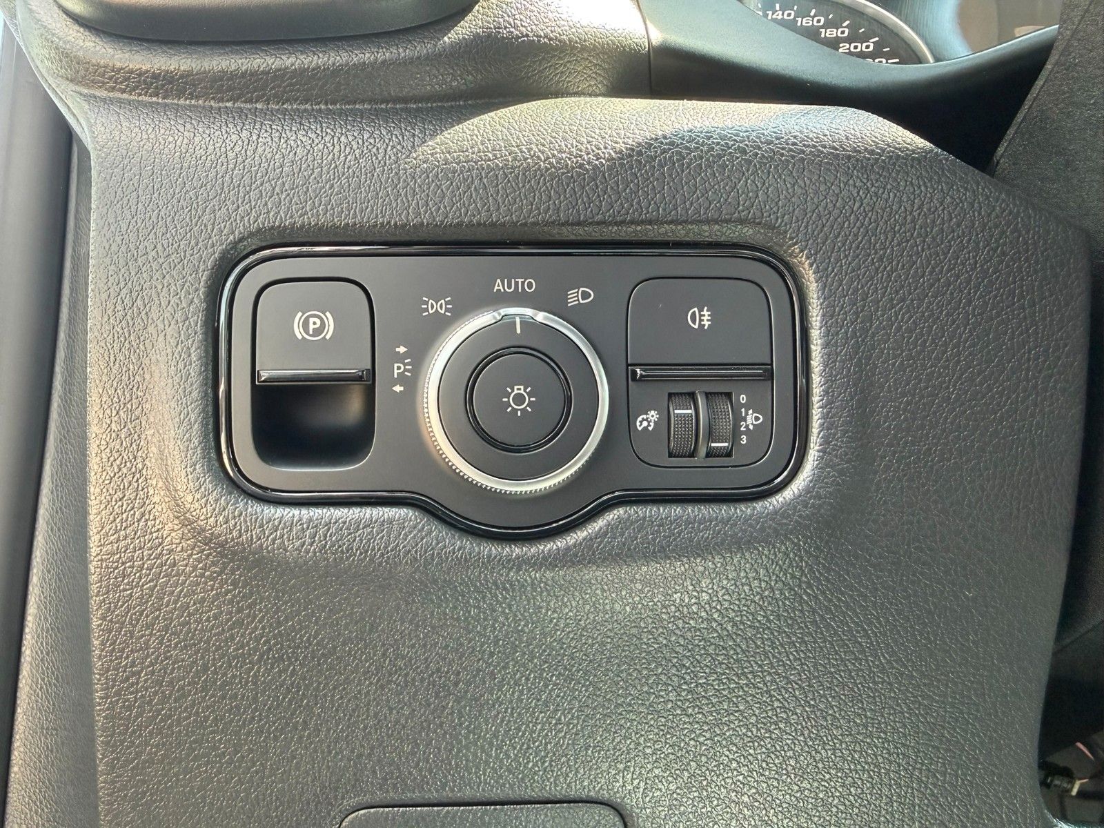 Fahrzeugabbildung Mercedes-Benz Vito 116 CDI Extral Klima Kamera SHZ