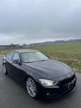 BMW 335d F30 M Paket Top Zustand - BMW 335 mit Diesel-Antrieb: Limousine, Automatik