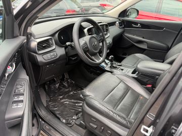 KIA Sorento - 9