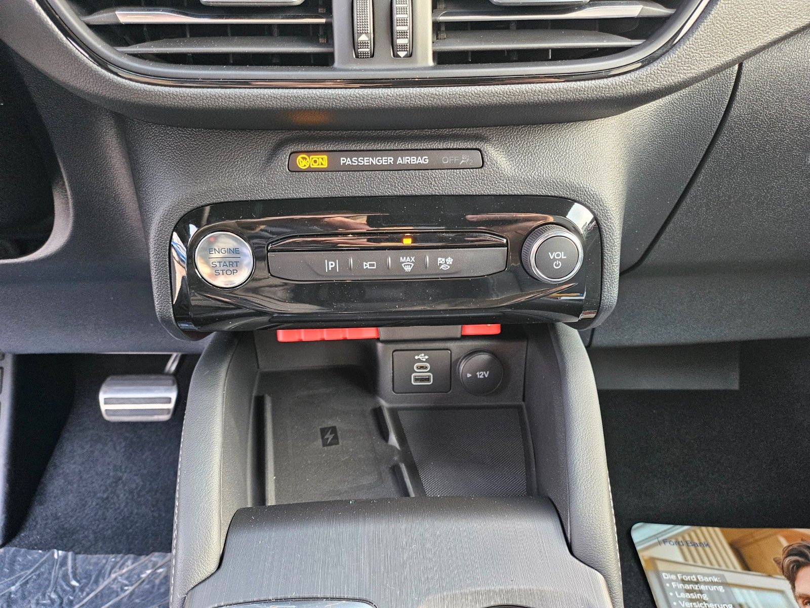 Fahrzeugabbildung Ford Kuga Plug-In Hybrid Sound Edition