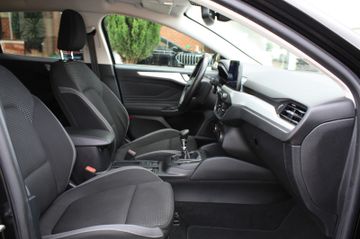 Ford Focus - 12