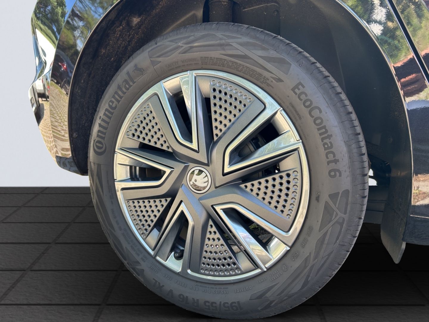 Fabia Tour 1.0 TSI 85 kW 7-DSG SOFORT VERFÜGBAR!