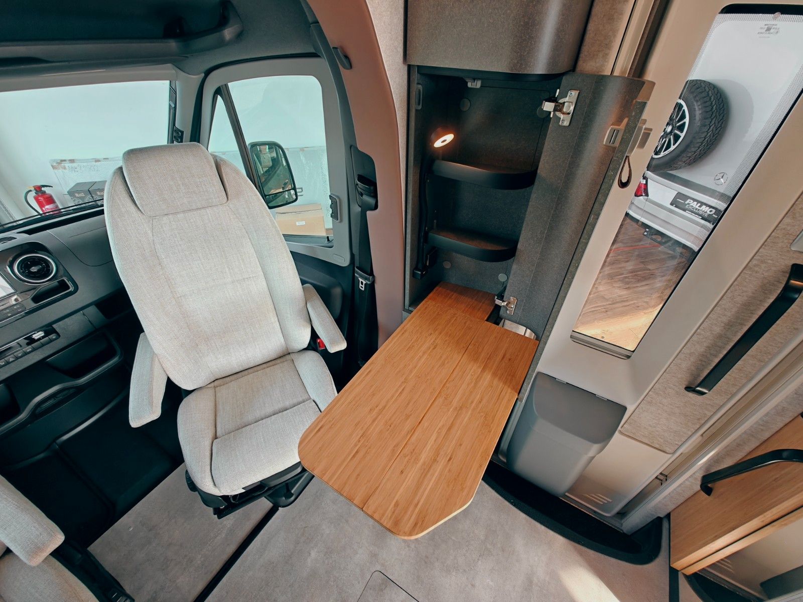 Fahrzeugabbildung HYMER / ERIBA / HYMERCAR VENTURE S 4x4 2026 by palmo