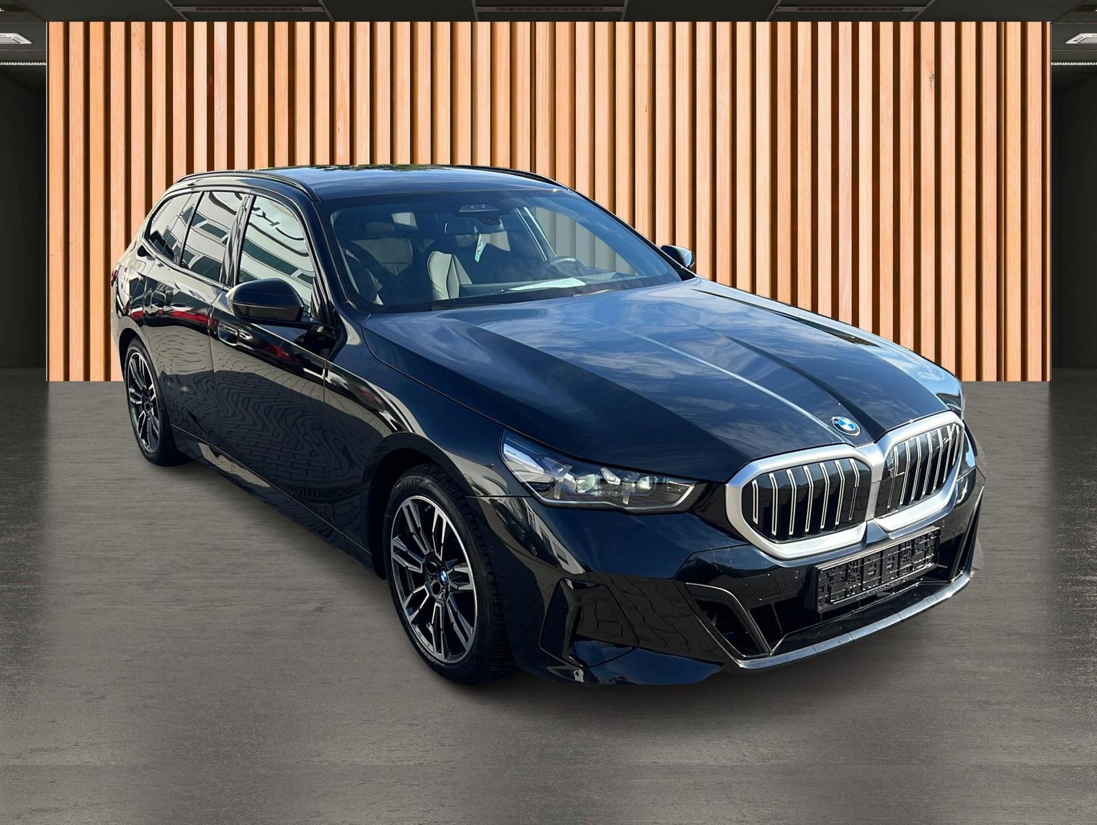 BMW 520 iA M Sport*Standheizung*AHK*UPE 79.000€