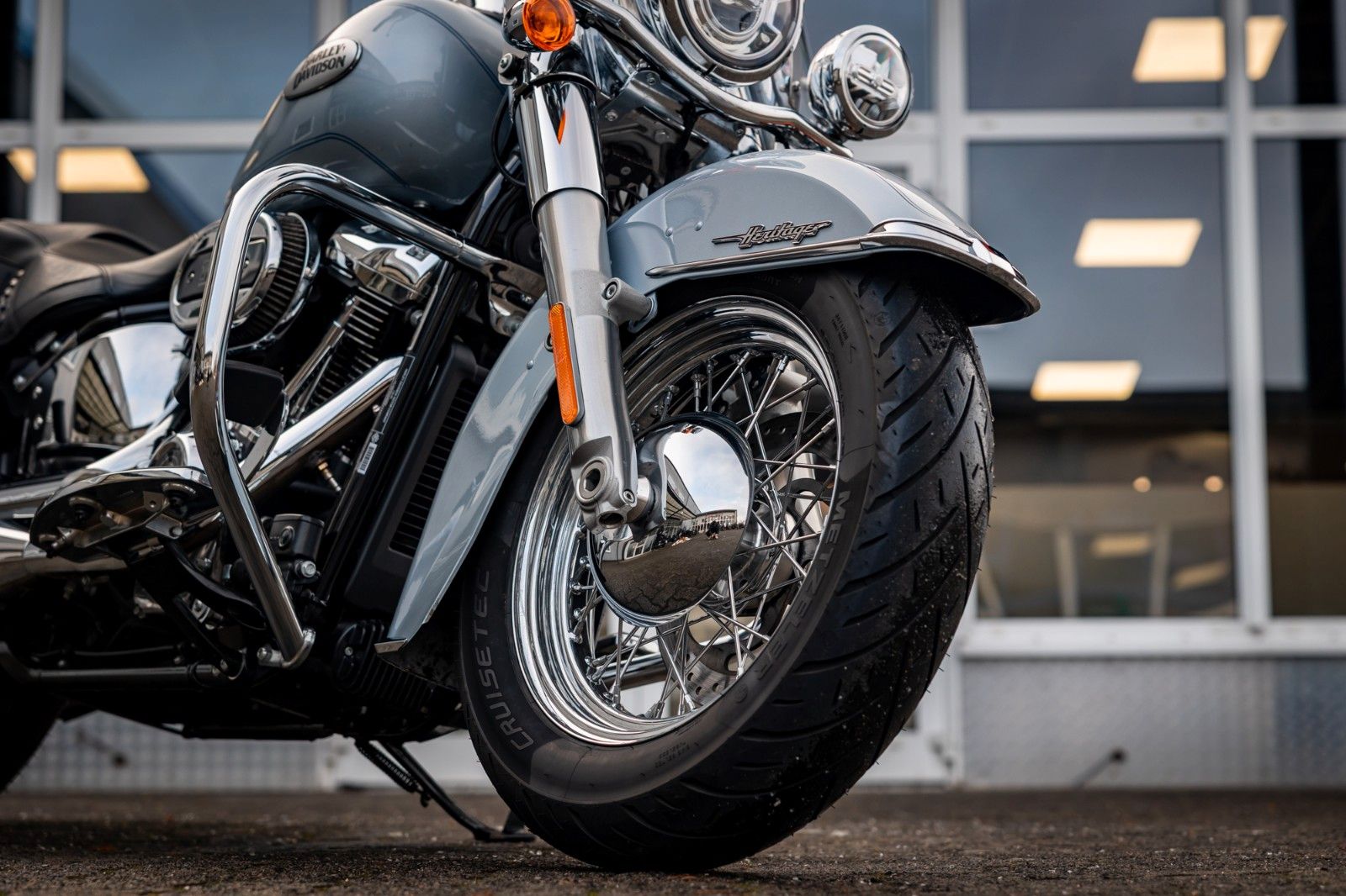 Fahrzeugabbildung Harley-Davidson Softail Heritage FLHCS 114 CUI -NEUWERTIG -