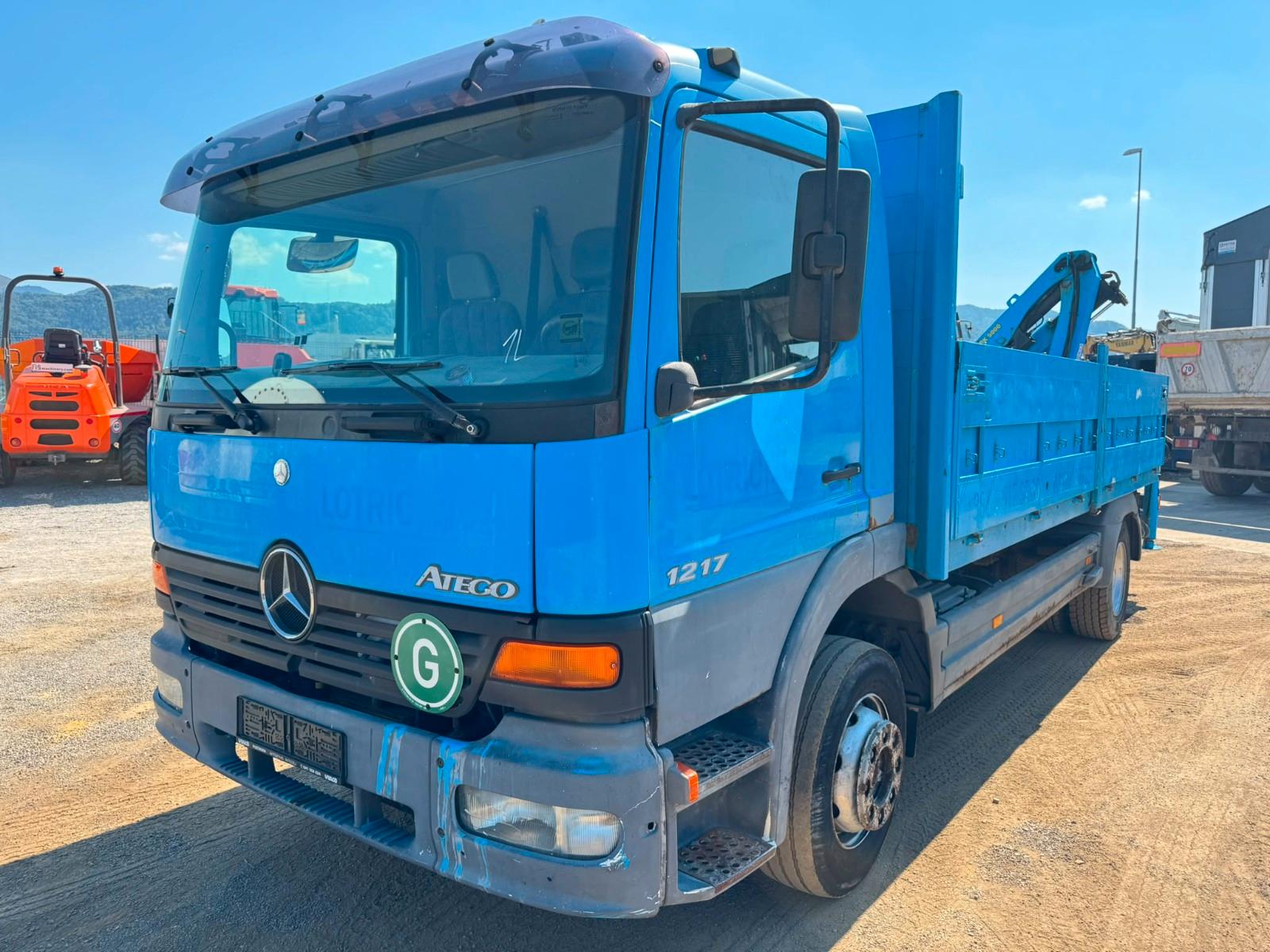 Mercedes-Benz ATEGO 1217 stake body - PALFINGER PK5000 - 5.1M