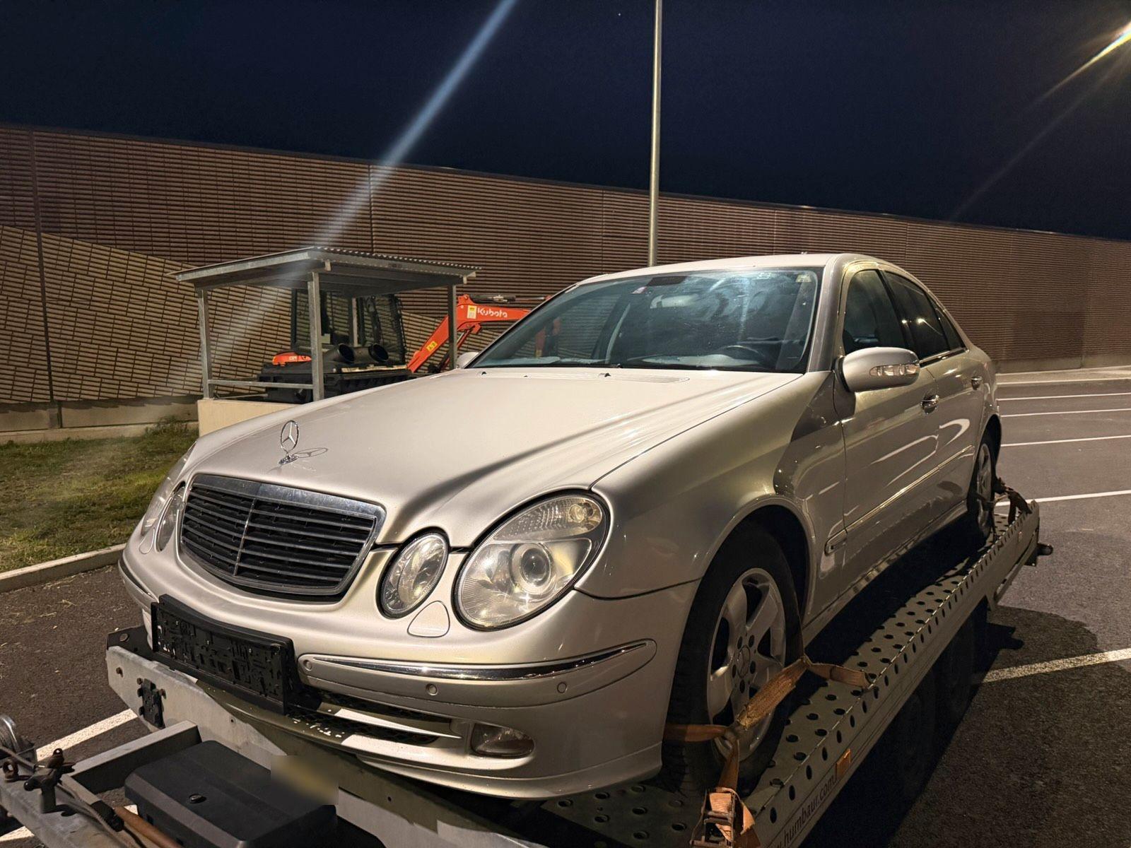 Mercedes-Benz CE 320