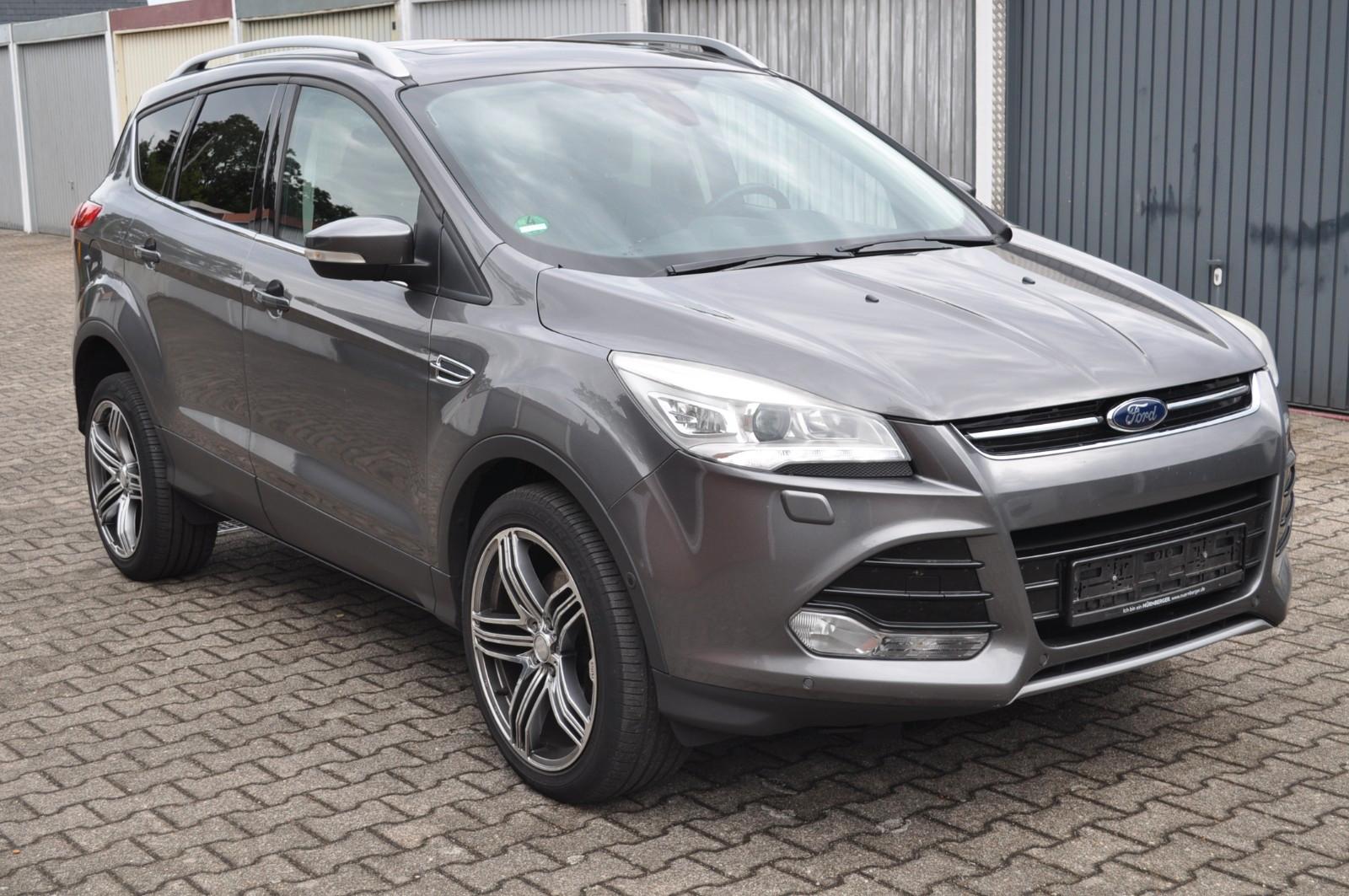 Ford Kuga 2.0 TDCi Titanium * 1. HAND - PANORAMA *
