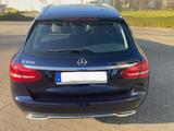 Mercedes-Benz C 200 T Autom. EXCLUSIVE / LUXURY Pakete - Mercedes-Benz C 200 in Düsseldorf