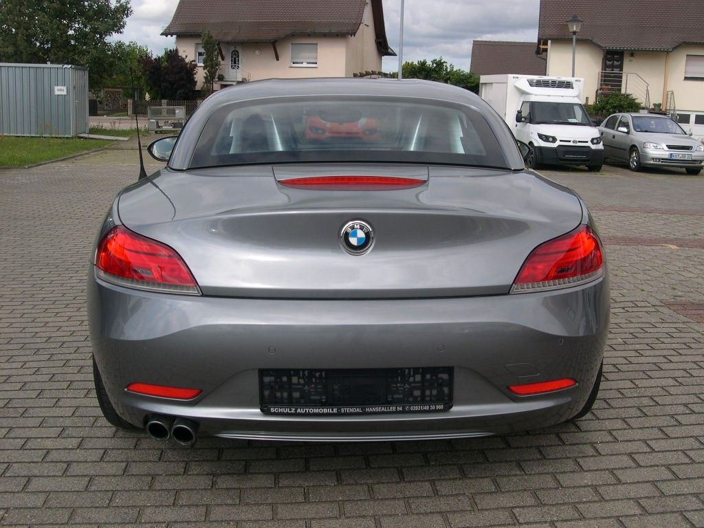 Fahrzeugabbildung BMW Z4 sDrive23i+LEDER+SHZ+2xPDC