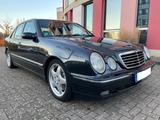 Mercedes-Benz E 430 V8 AVANTGARDE Scheckheft MB AMG Alu Leder  - gebrauchte Mercedes-Benz E 430 aus dem Jahr 2000
