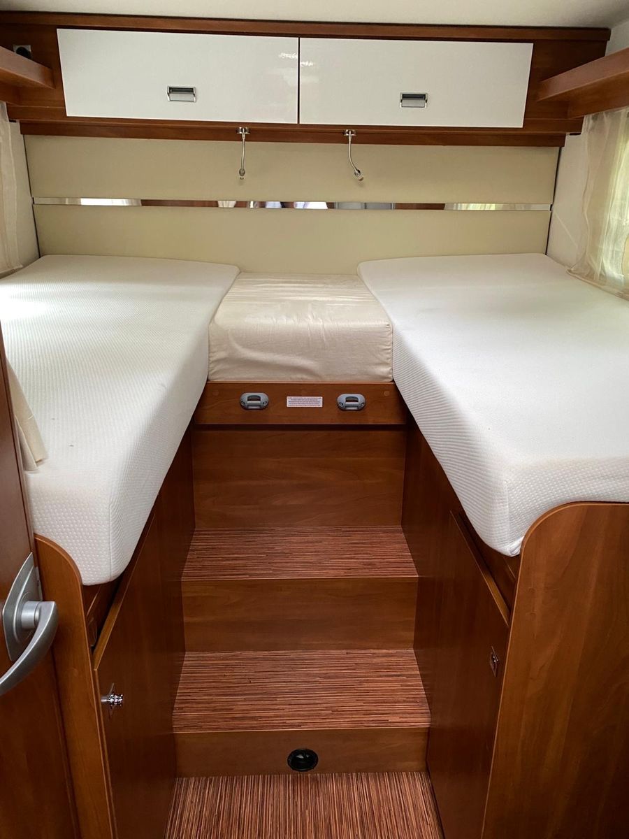 Fahrzeugabbildung Laika Kosmo Emblema 509E