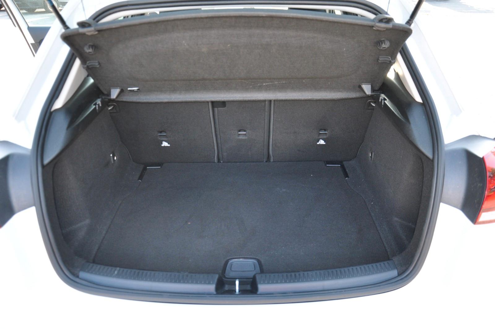 Mercedes-Benz A-Class d AMG Line 7G-DCT *Navi*AHK*LED*, миниатюра 12