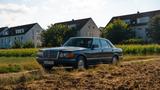 Mercedes-Benz W126 300SE - blaue Mercedes-Benz S 300