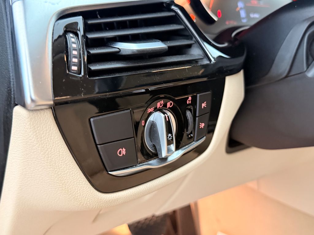 BMW 530i / 1.H RENTNER/ NUR 37.tKM/ GARANTIE/ BMW 530i / 1.H RENTNER/ NUR 37.tKM/ GARANTIE/
