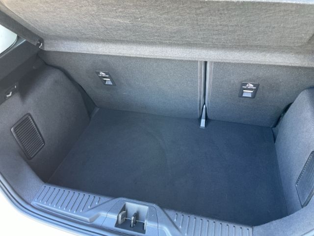 Fahrzeugabbildung Ford Fiesta 1.1 Cool & Connect Tempomat, Klimaanlage