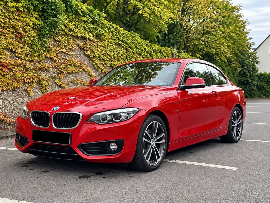 Image of BMW 218