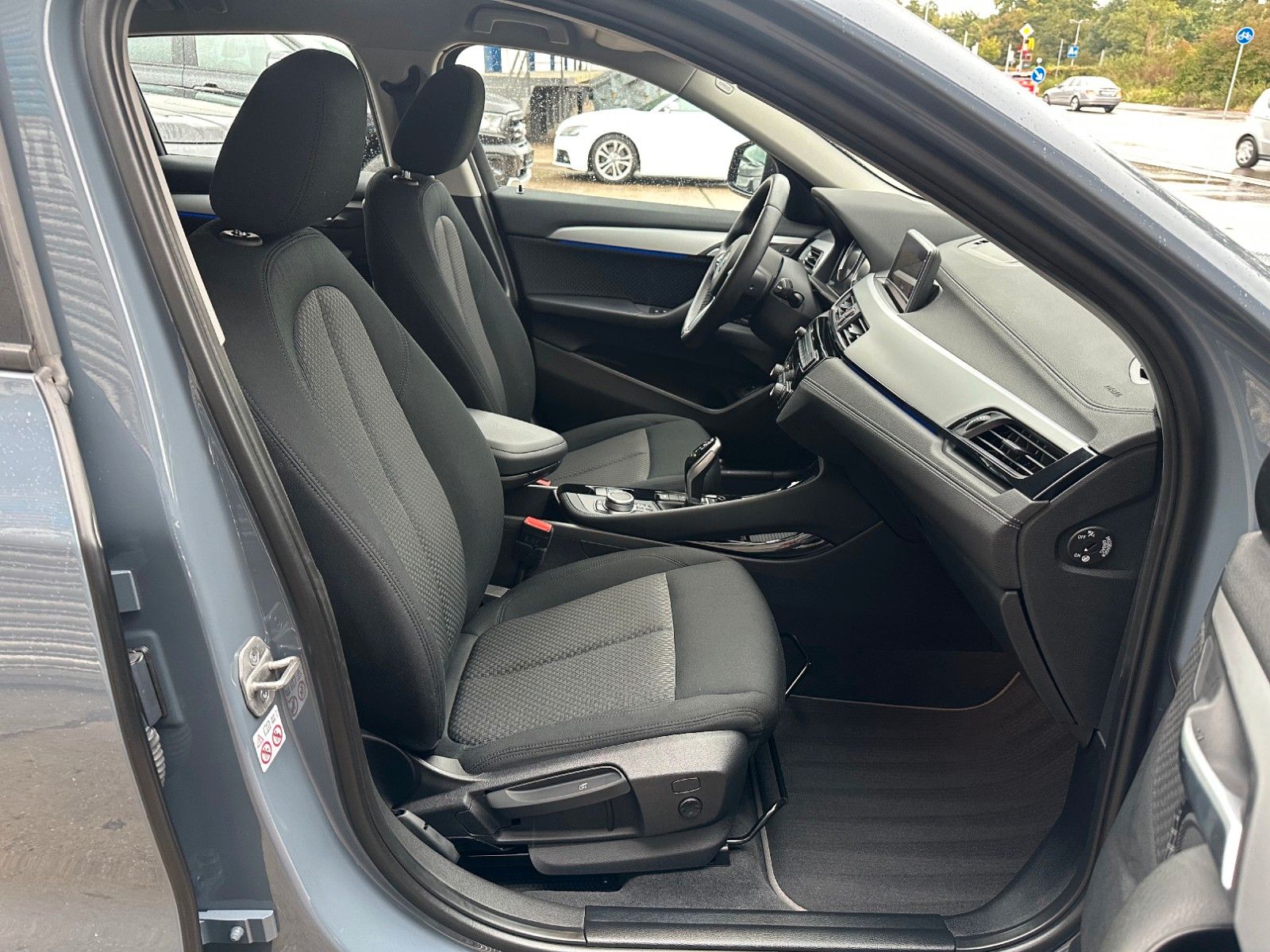 BMW X2 xDrive 18 d Advantage*LED*NAVI*KAMERA* foto 14