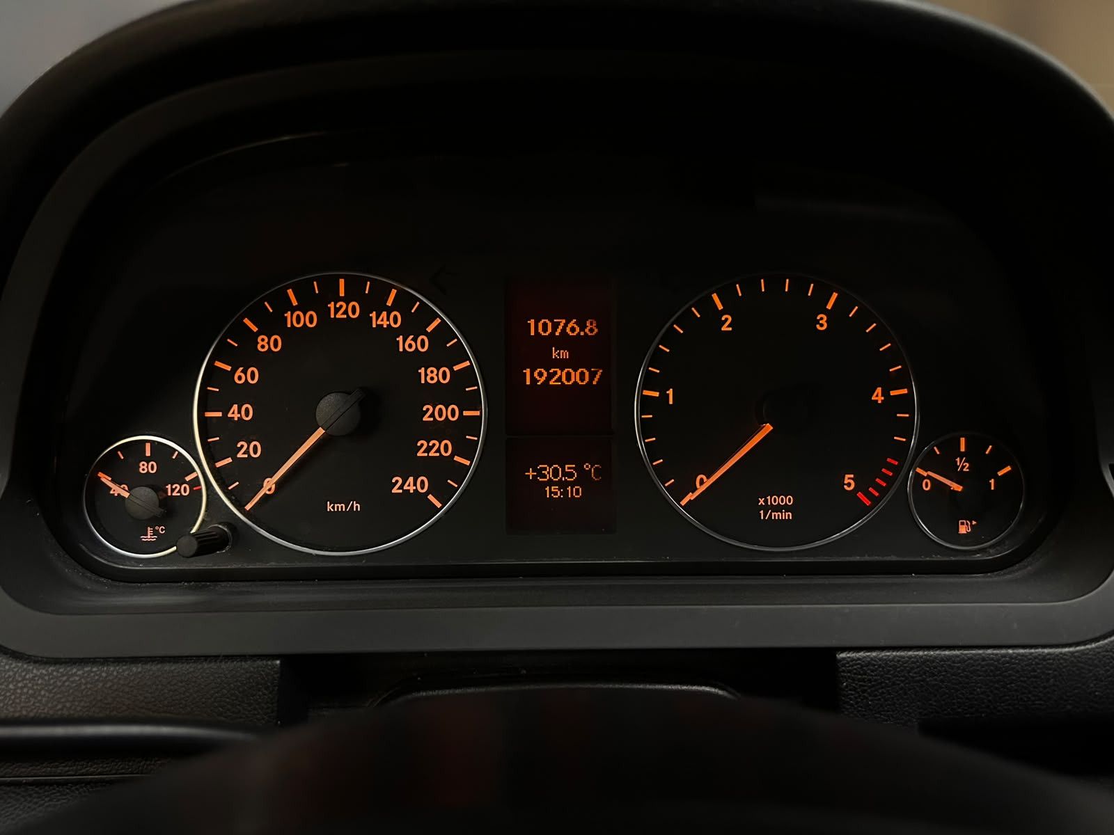 Fahrzeugabbildung Mercedes-Benz A 180 CDI Avantgarde LEDER+SHZ+PDC+TEMPO+KLIMA+