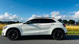 Mercedes-Benz GLA 220 d DCT -