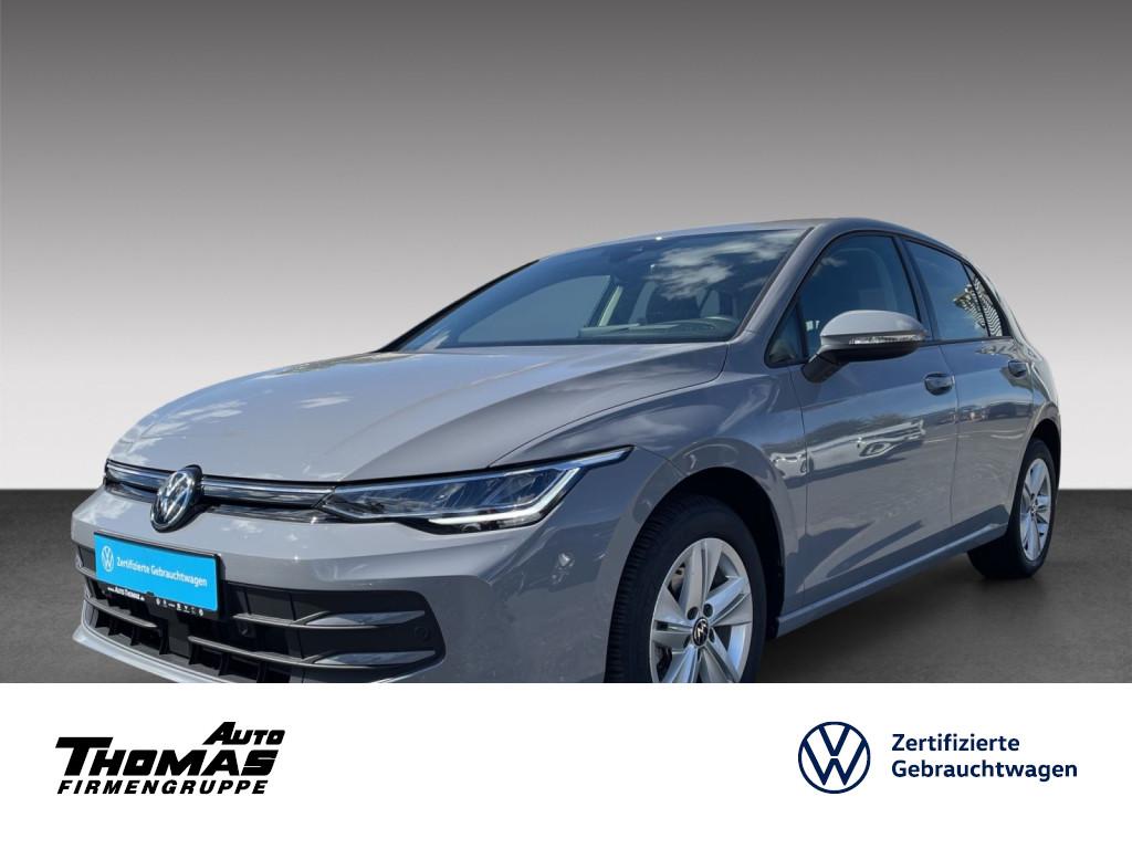 Volkswagen Golf VIII 1.5 eTSI DSG Life AHK Digital Cockpit