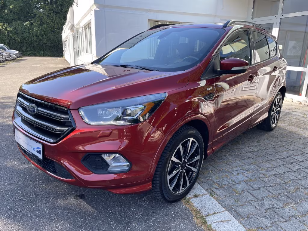 Ford Kuga 1.5 EcoBoost 2x4 ST-Line