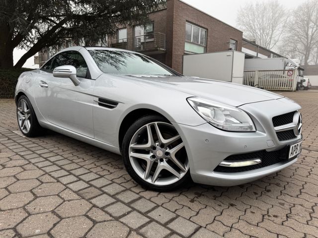 Mercedes-Benz SLK 250 BE LEDER NAVI SITZHZG. AIRSCARF 18"ALU