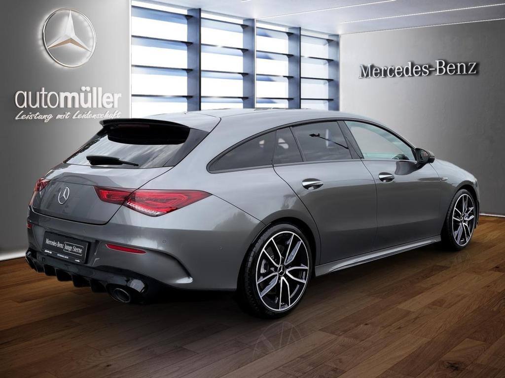 Mercedes-Benz CLA 35 AMG Shooting Brake