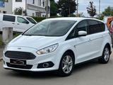 Ford S-Max S-MAX Business AWD - Ford mit Diesel-Antrieb: Allradantrieb, Limousine