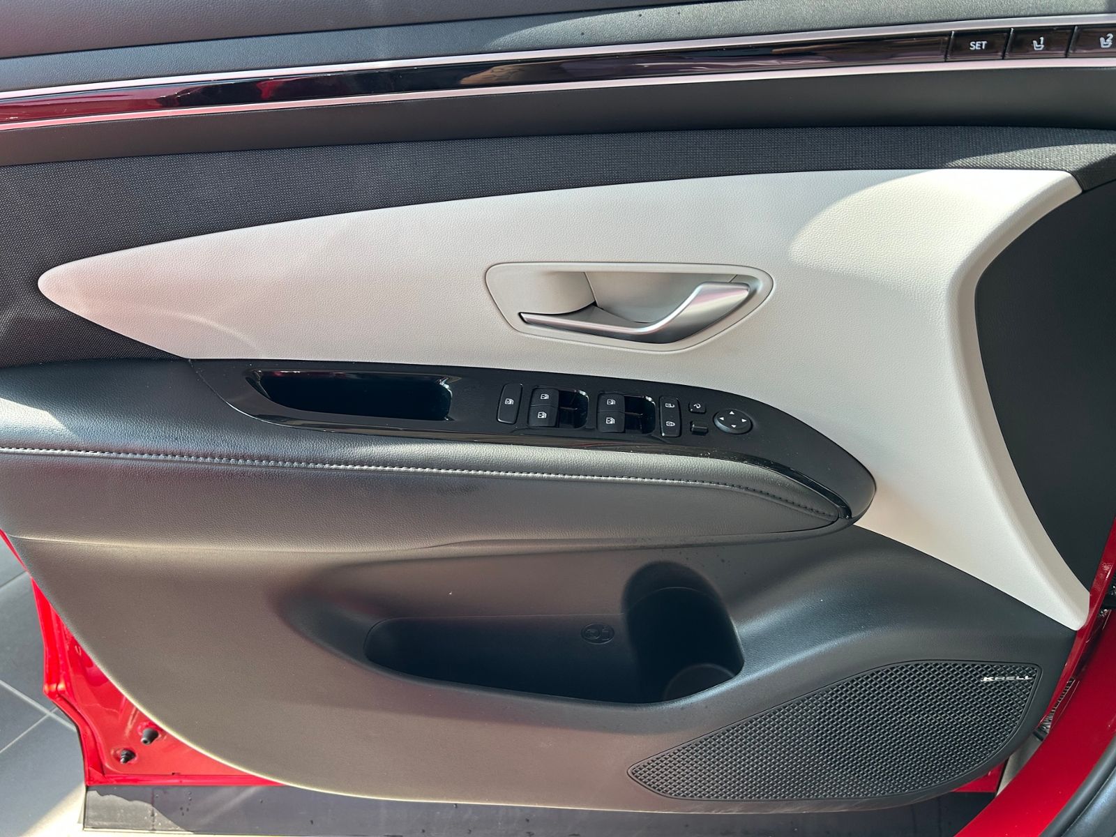 Fahrzeugabbildung Hyundai TUCSON Prime Hybrid HEV 2WD -HELLES LEDER GRAU-