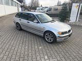 BMW 318i /Tüv Neu/Steuerkette Neu - BMW 3er Reihe aus 2004: Kombi