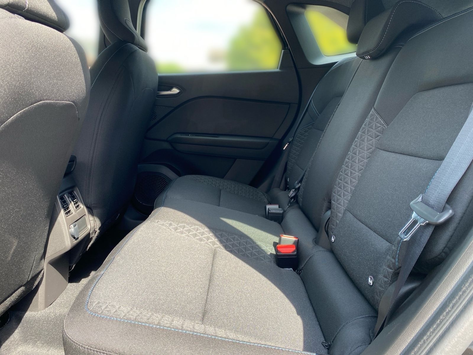 Fahrzeugabbildung Renault Symbioz 1.3 Mild-Hybrid 140 Evolution*NAVI*Sitzh