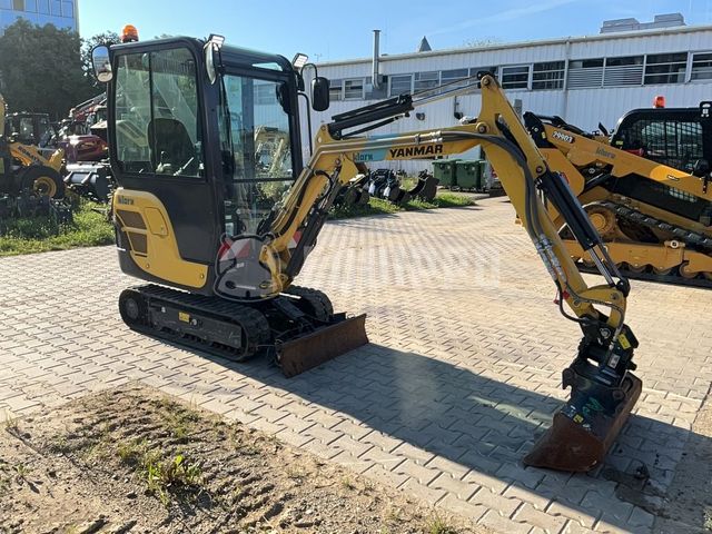 Yanmar SV18 Minibagger < 7t mit Powertilt-Schnellwechsl