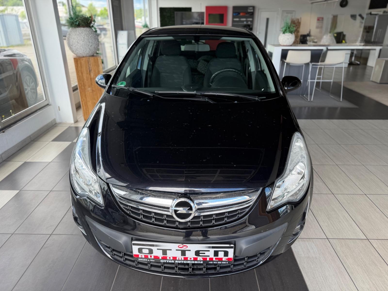 Opel Corsa D Satellite