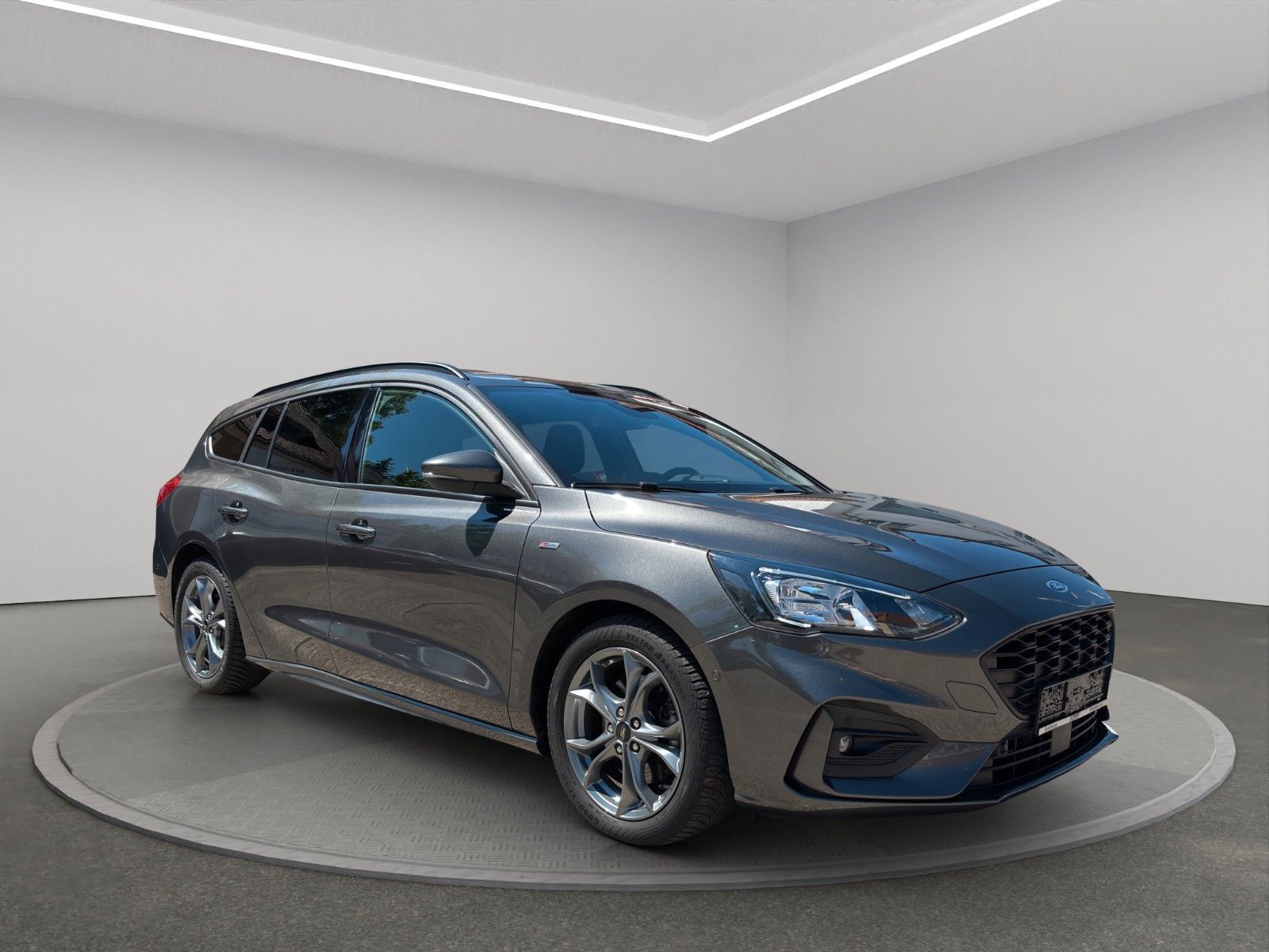 Fahrzeugabbildung Ford Focus Turnier ST-Line | LED | Winter